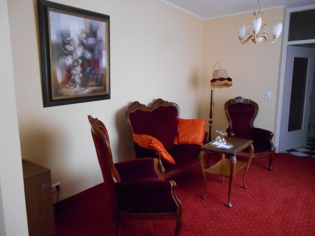 Hotel Posthof Sankt Wendel Rum bild